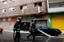 Herido grave un hombre tras hacer explotar una bombona de gas