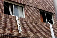 Herido grave un hombre tras hacer explotar una bombona de gas