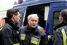 Herido grave un hombre tras hacer explotar una bombona de gas