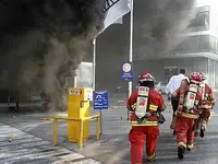 Dos Bomberos heridos en incendio en Sub Estacion electrica Subterranea Lima-Perú