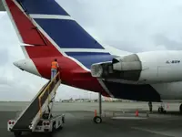 Avión de Cubana aterriza emergencia