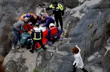 Espectacular accidente en imágenes de dos policías en Galicia