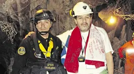 Atrapados 34 trabajadores tras el derrumbe de una mina en Chile Atrapados 34 trabajadores tras el derrumbe de una mina en Chile