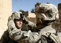 Casco inteligente que predice el daño cerebral del soldado