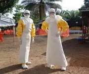Equipos de protección y traslado de infectados por ébola
